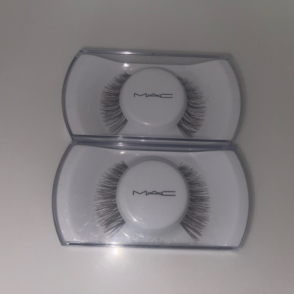 New MAC set of 2 #36 false eyelashes - Picture 2 of 5